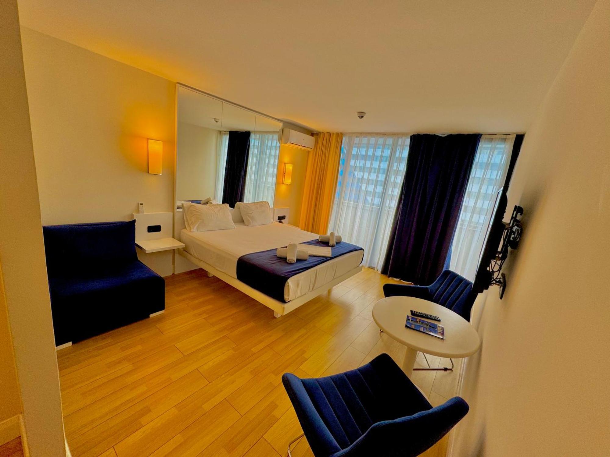 Vip Aparthotel Orbi City Sea View Batumi Eksteriør bilde